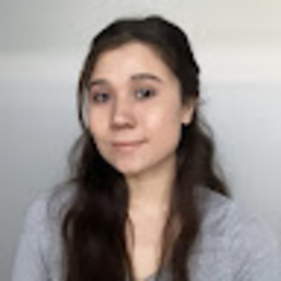 Meet your Posher, Hannah - Picture 1 of 1